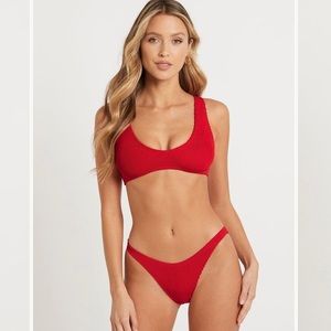 Bond-eye Scene bottom